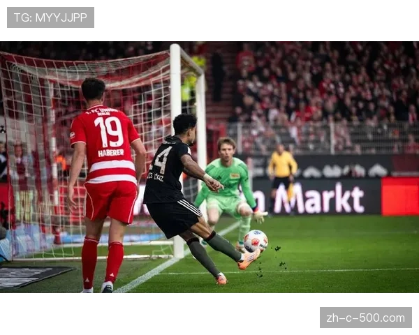 柏林联合战平拜仁取关键一分 脱离降级危险区 柏林联合战平拜仁取关键一分 脱离降级危险区